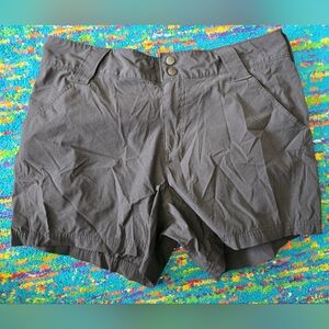 Columbia PFG Black Shorts‎ Size 14 With 5" Inseam. EUC